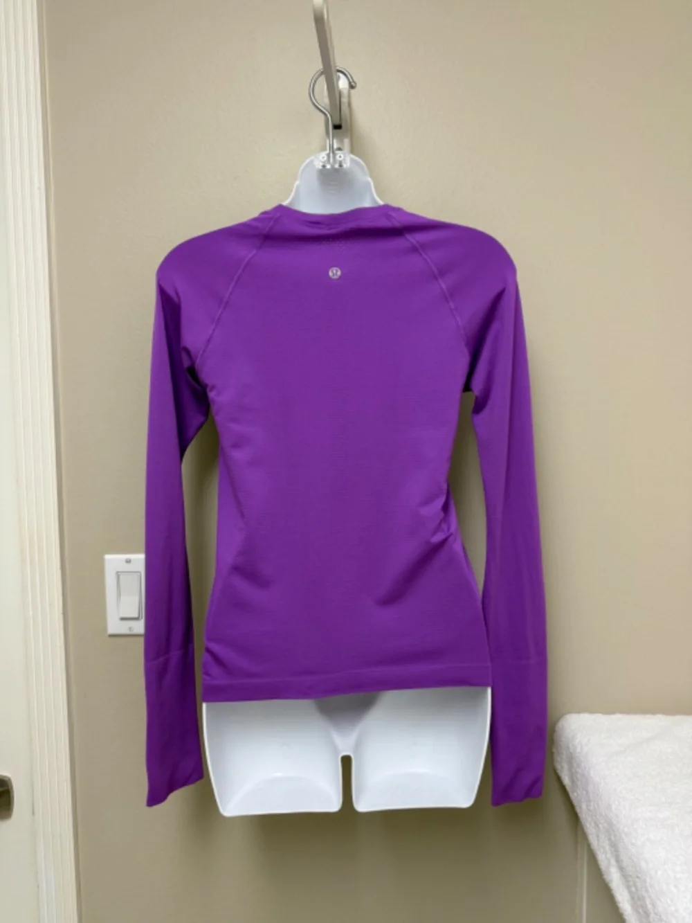 Lululemon Swiftly Tech Long Sleeve Shirt 2.0 *Race Length Moonlit Magenta Size 6